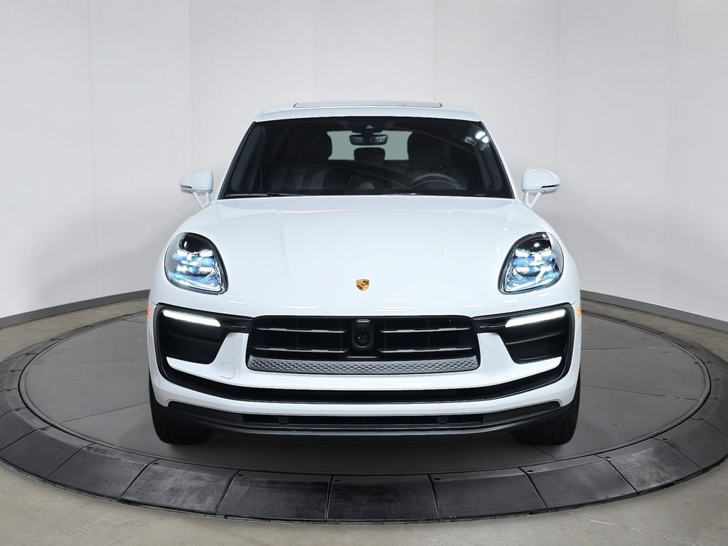 2025 Porsche Macan Base - Photo 10