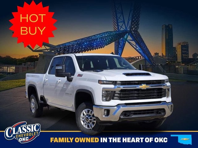 New 2025 Chevrolet Silverado 3500 HD Chassis Cab Work Truck Crew