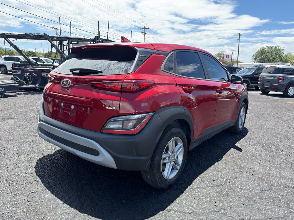 Used 2022 Pulse Red Hyundai SE image 5