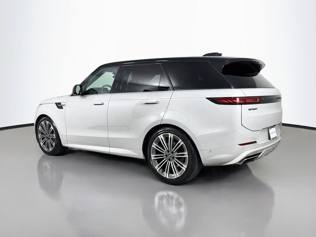 Certified Used 2024 Gray Land Rover Dynamic SE image 7