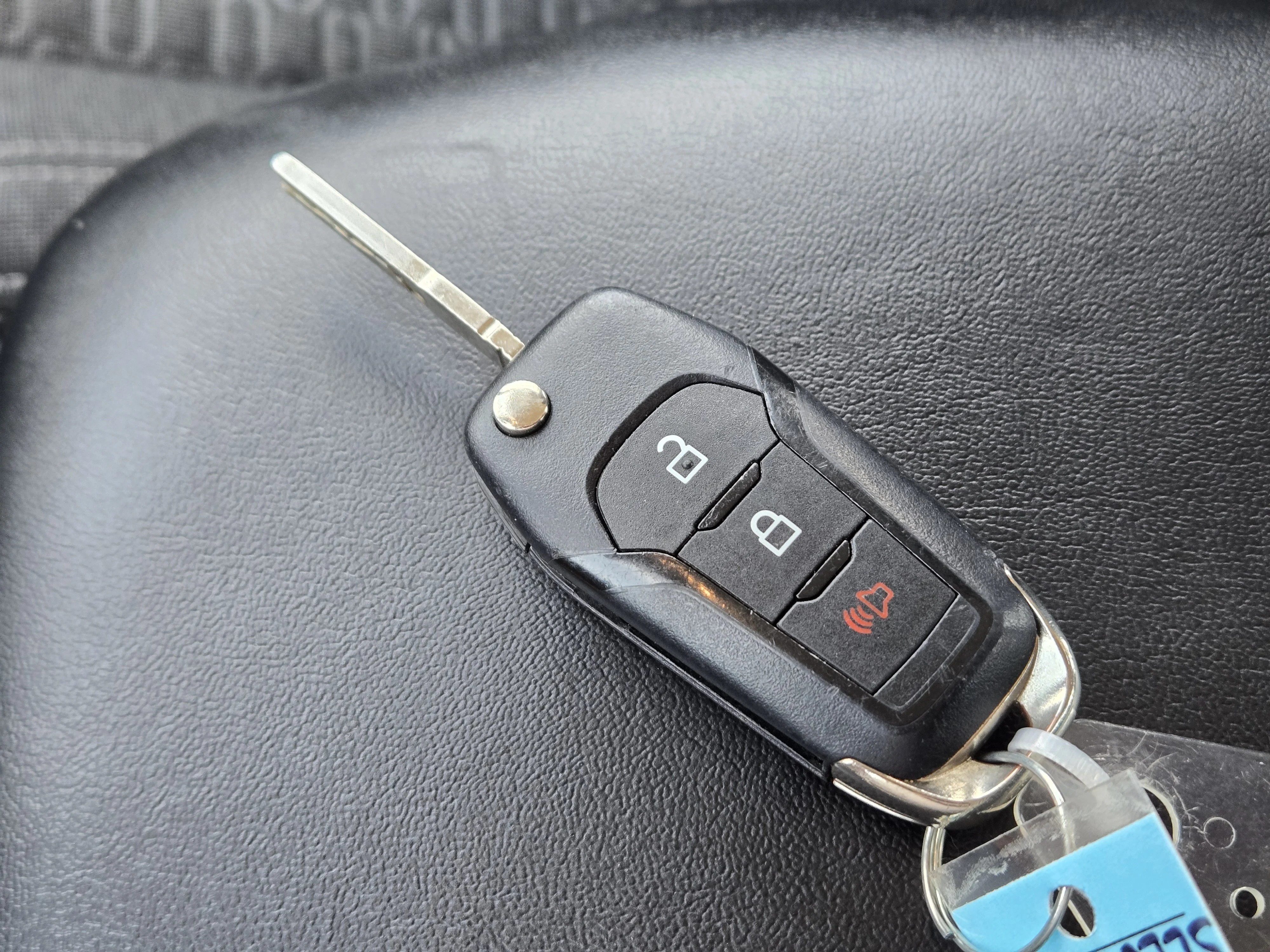 Used 2025 Oxford White Ford XL image 31