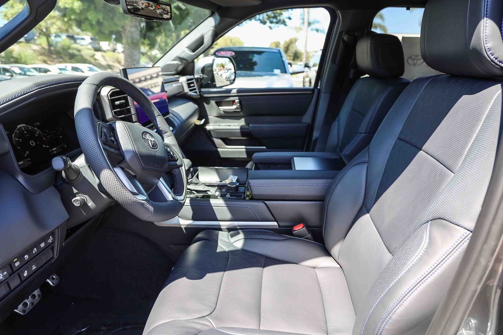New 2026 Magnetic Gray Metallic Toyota  Platinum image 18
