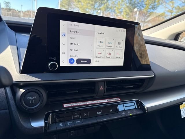 2026 Toyota Prius LE - Photo 17