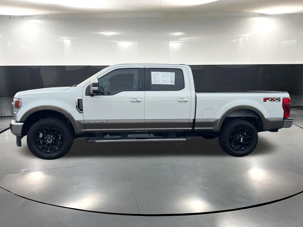 Used 2022 White Ford Lariat image 6