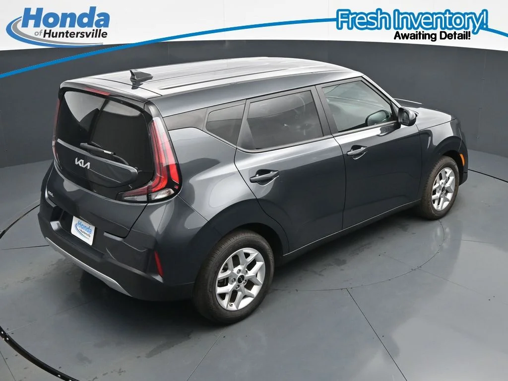 2025 Kia Soul LX - Photo 26