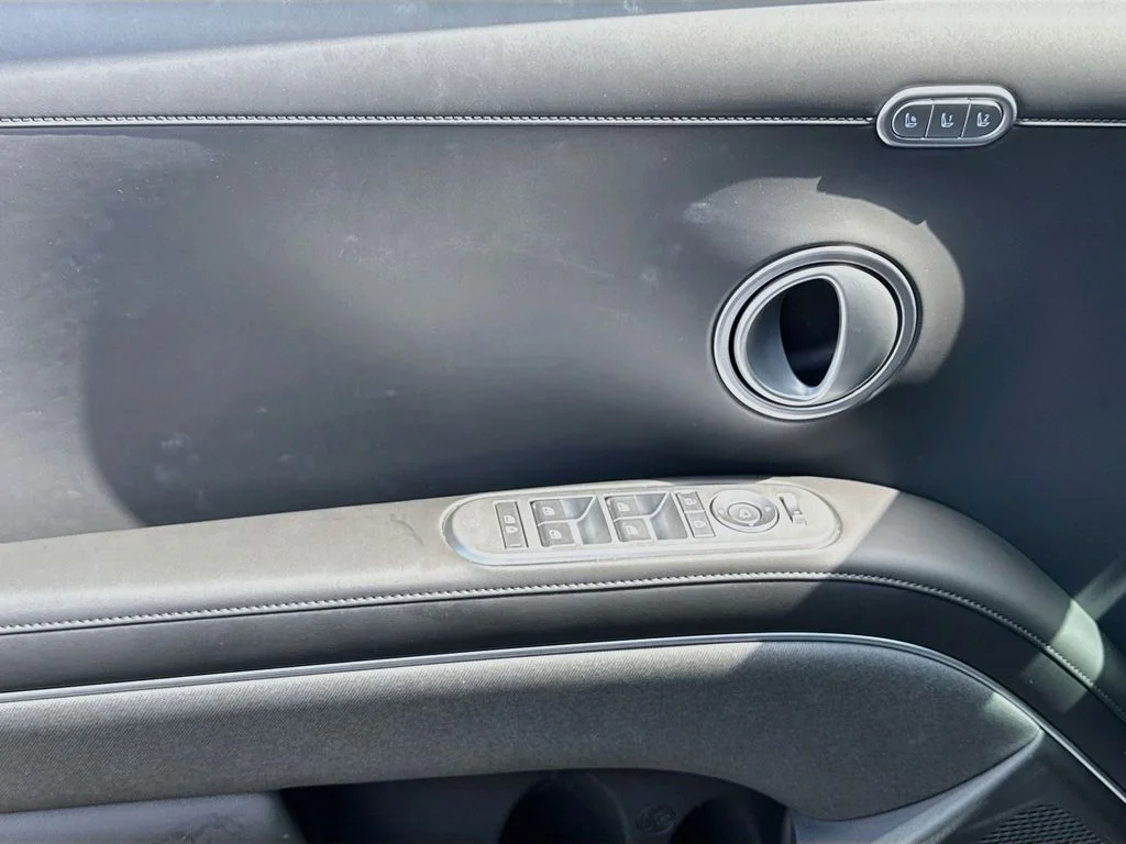Used 2026 Silver Metallic Hyundai Calligraphy image 22