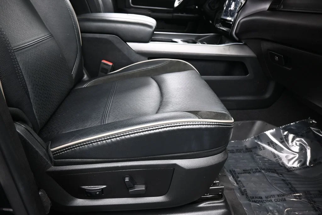 Used 2024 Diamond Black Crystal Pearlcoat Ram Laramie image 45