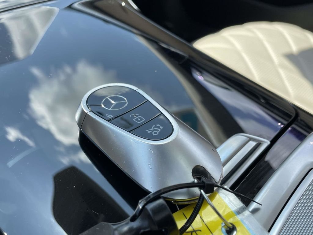 Used 2022  Mercedes-Benz S 580 image 43