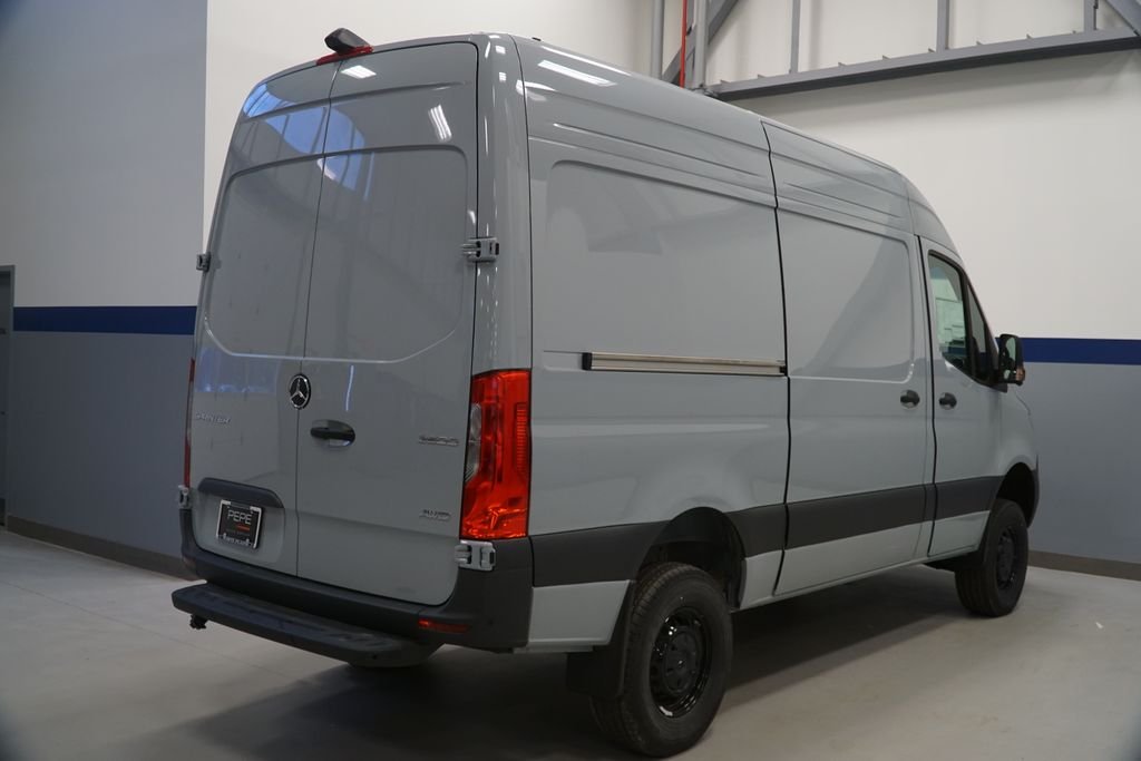 New 2025 Silver+Gray Mercedes-Benz Cargo 144 WB image 6