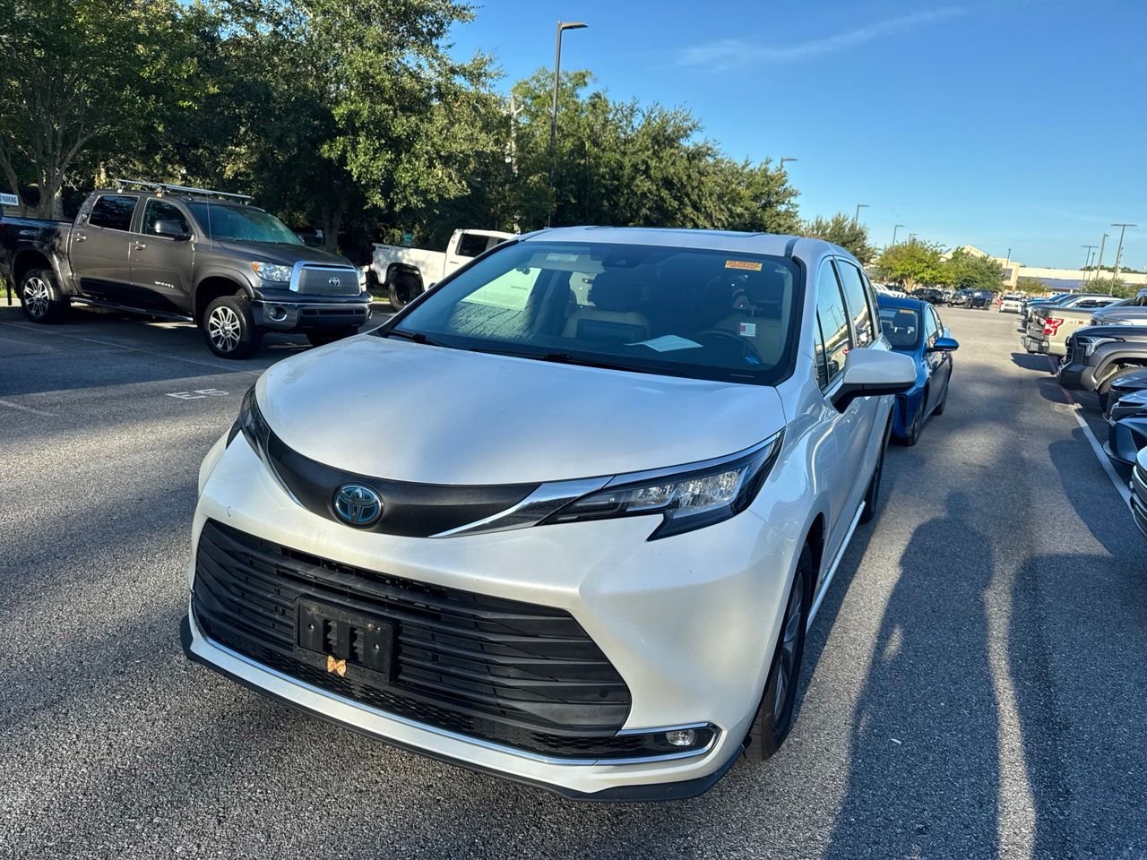 Used 2021 White Toyota XLE image 1