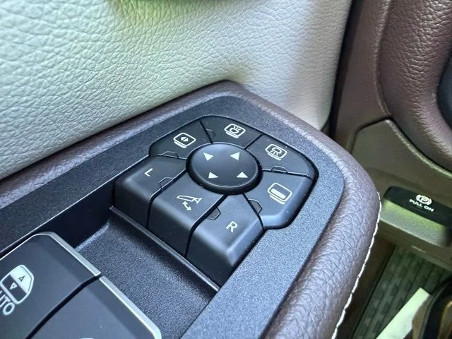 2026 RAM 1500 Laramie - Photo 24