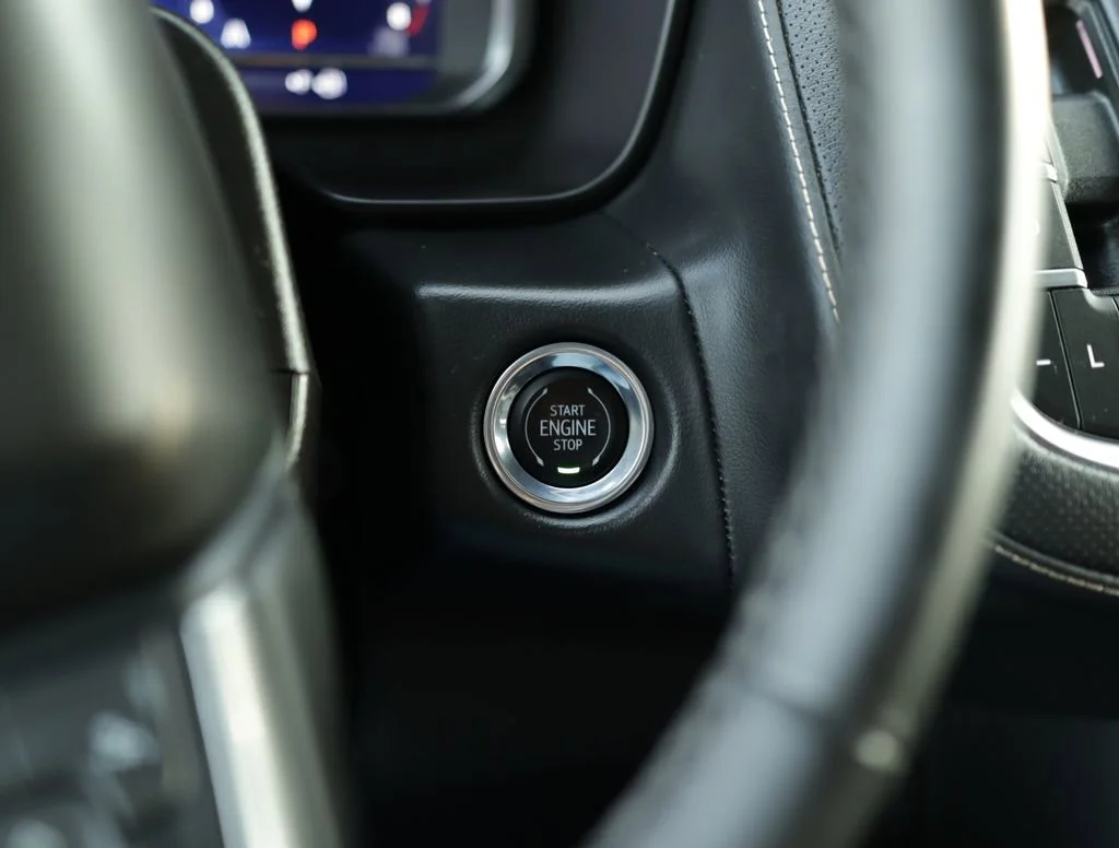 2023 Chevrolet Suburban Premier - Photo 18