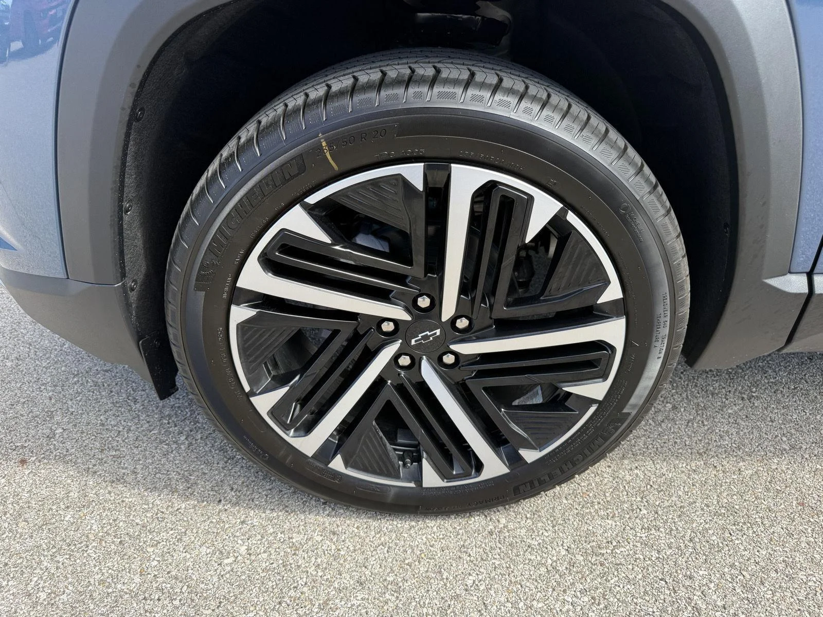 New 2027 Lakeshore Blue Metallic Chevrolet RS image 17
