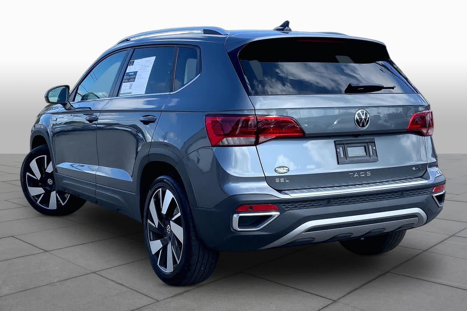 Used 2024 Platinum Gray Metallic Volkswagen SEL image 12
