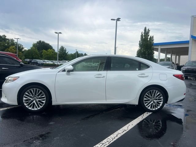 Used 2013 Starfire Pearl Lexus 350 image 9