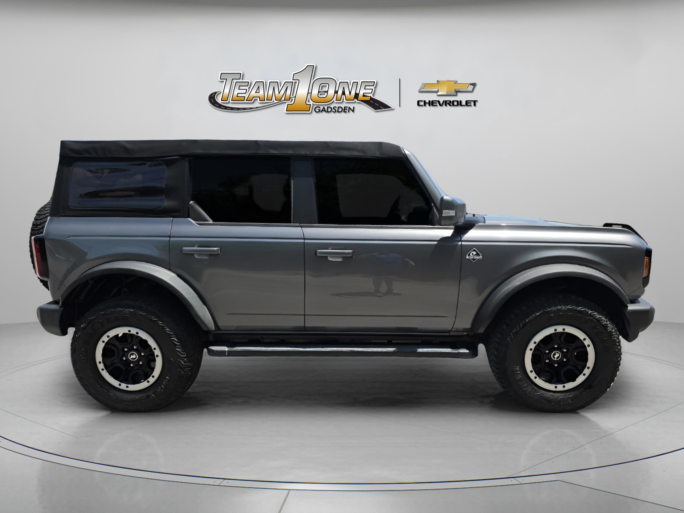 Used 2022 Gray Ford Outer Banks image 8