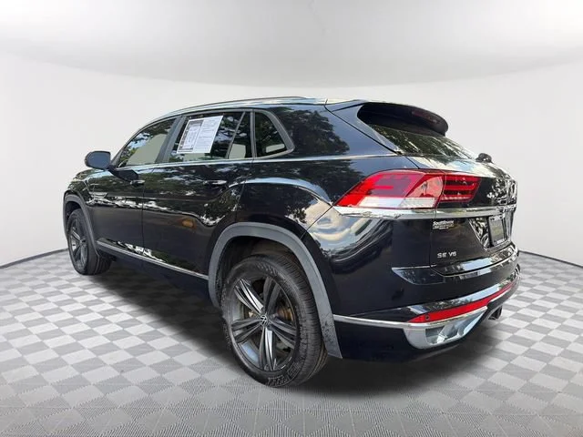 Used 2021 Black Volkswagen 3.6L V6 SE w/Technology R-Line image 7