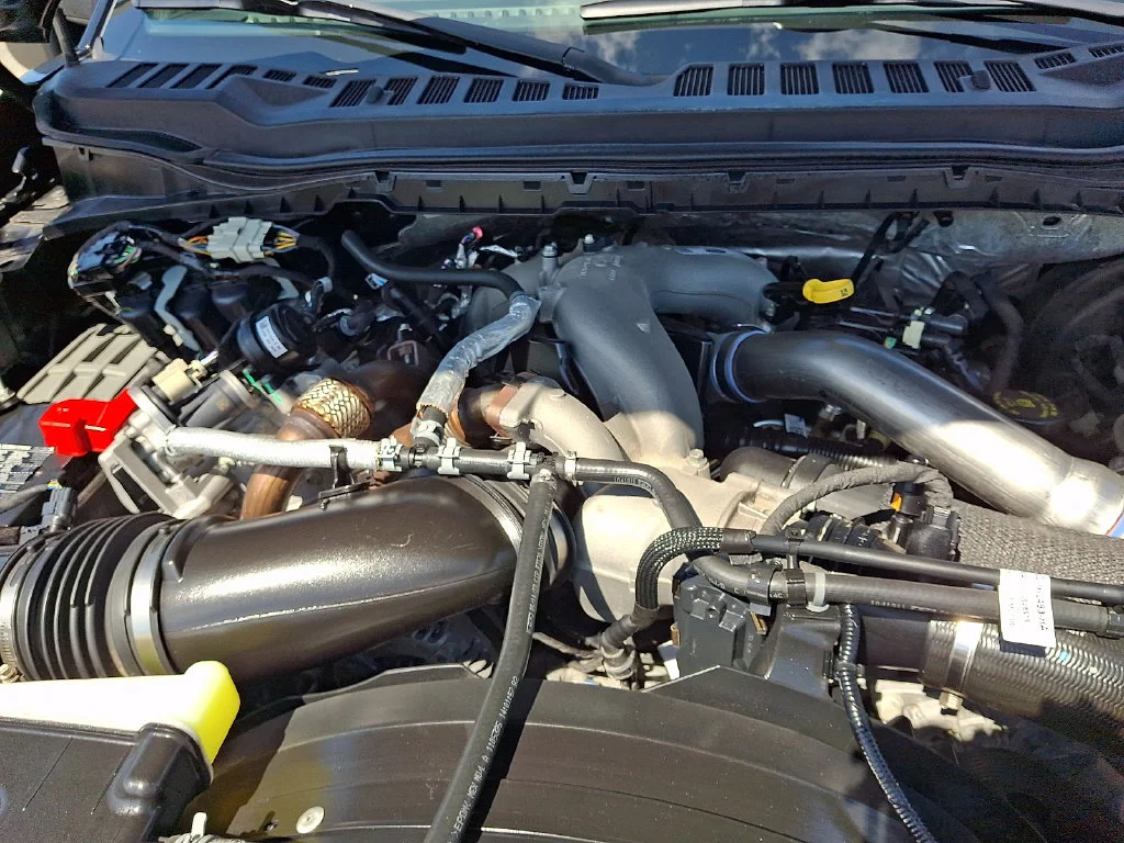 Used 2023  Ford XL image 30
