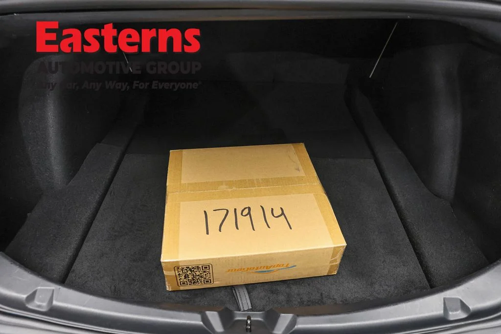 Used 2023 Blue Tesla Base image 9