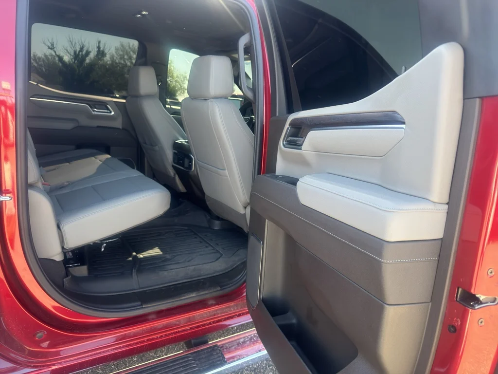 Used 2025 Volcanic Red Tintcoat GMC SLT image 19