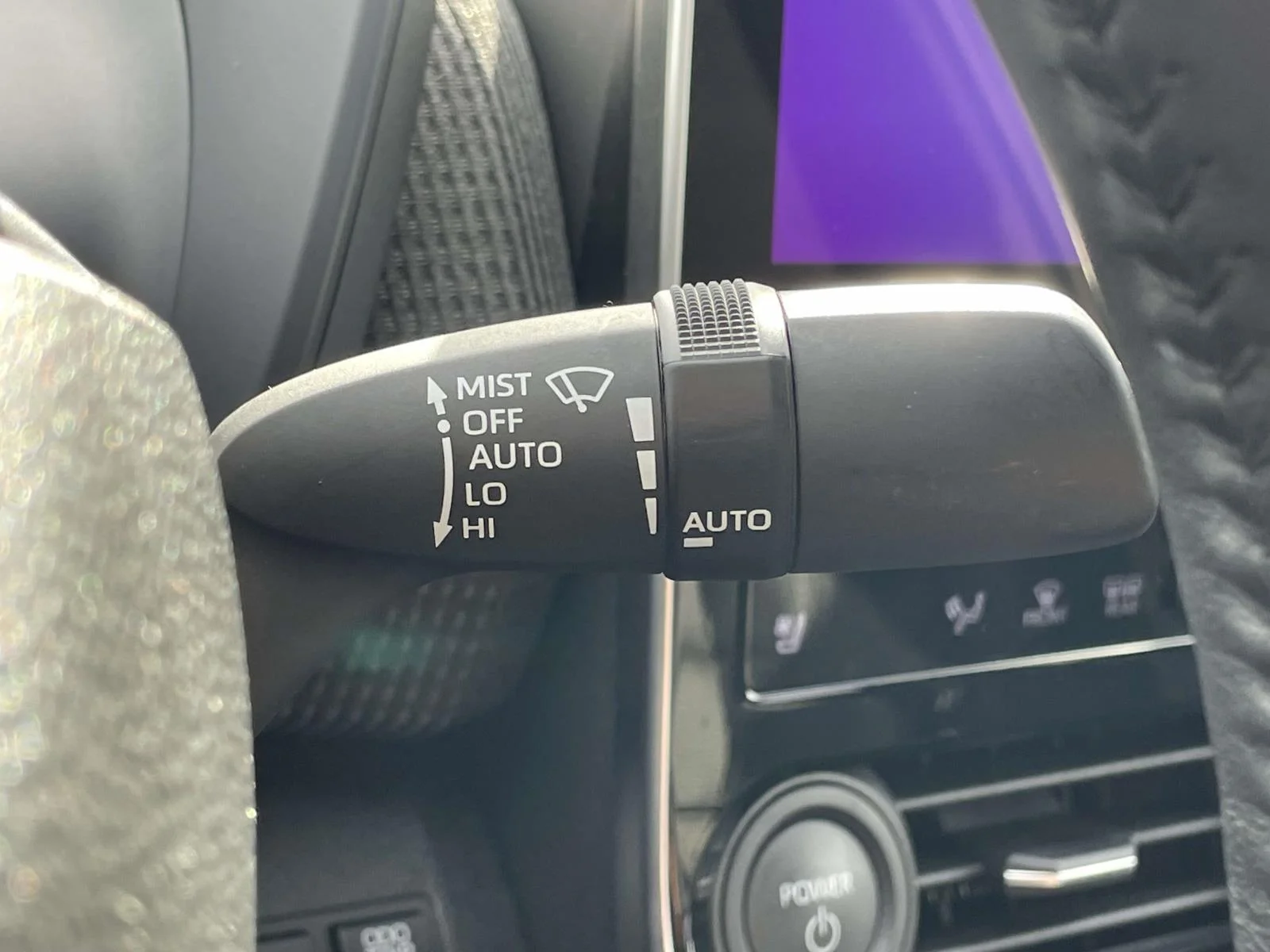 Used 2023 Wind Chill Pearl Toyota Limited image 13