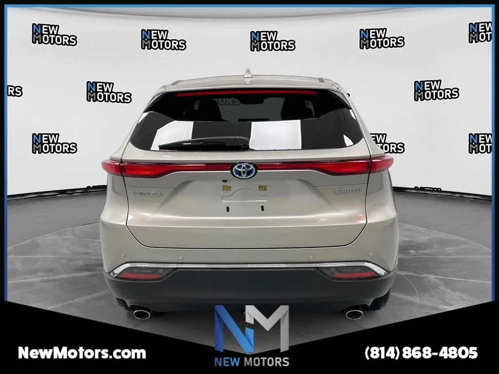 Used 2023 Titanium Toyota Limited image 3