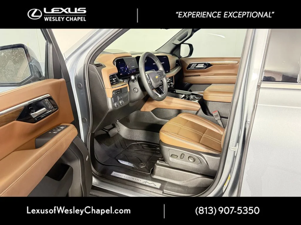 Used 2025 Gray Chevrolet High Country image 9