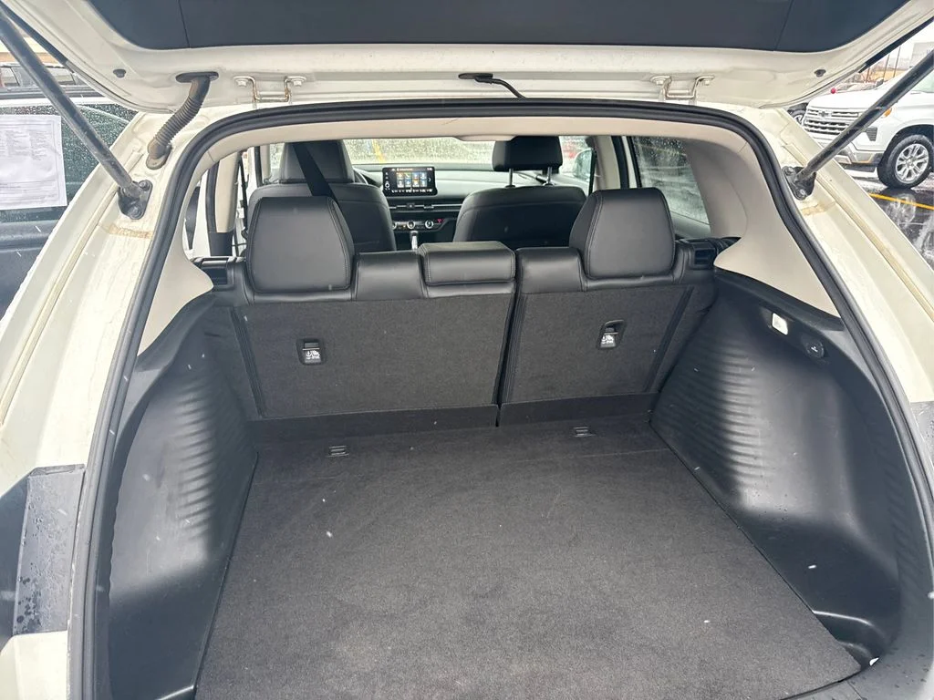 Used 2024 Lunar Silver Metallic Honda EX-L image 22