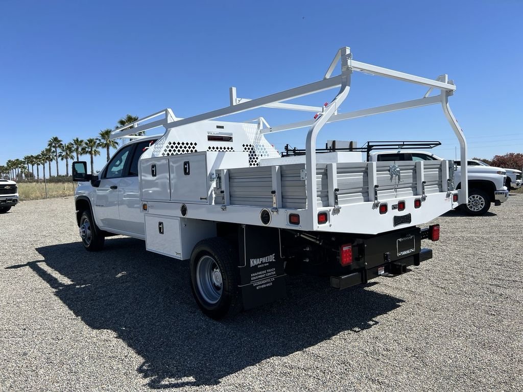 New 2026 Summit White Chevrolet Work Truck image 37
