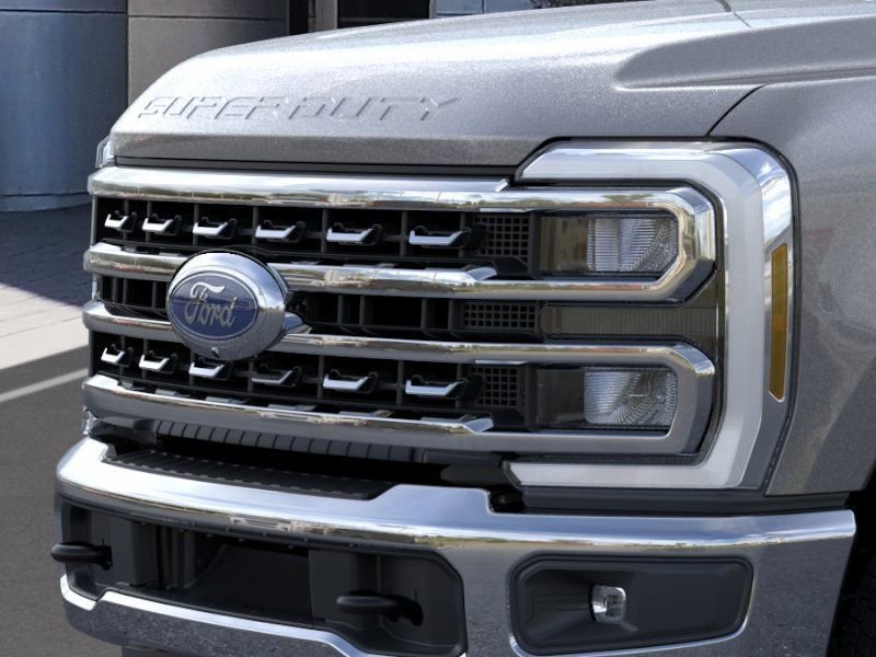 New 2026 Carbonized Gray Metallic Ford XLT image 17