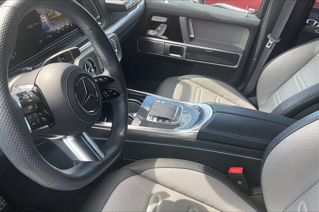 2025 Mercedes-Benz G-Class G580 - Photo 9