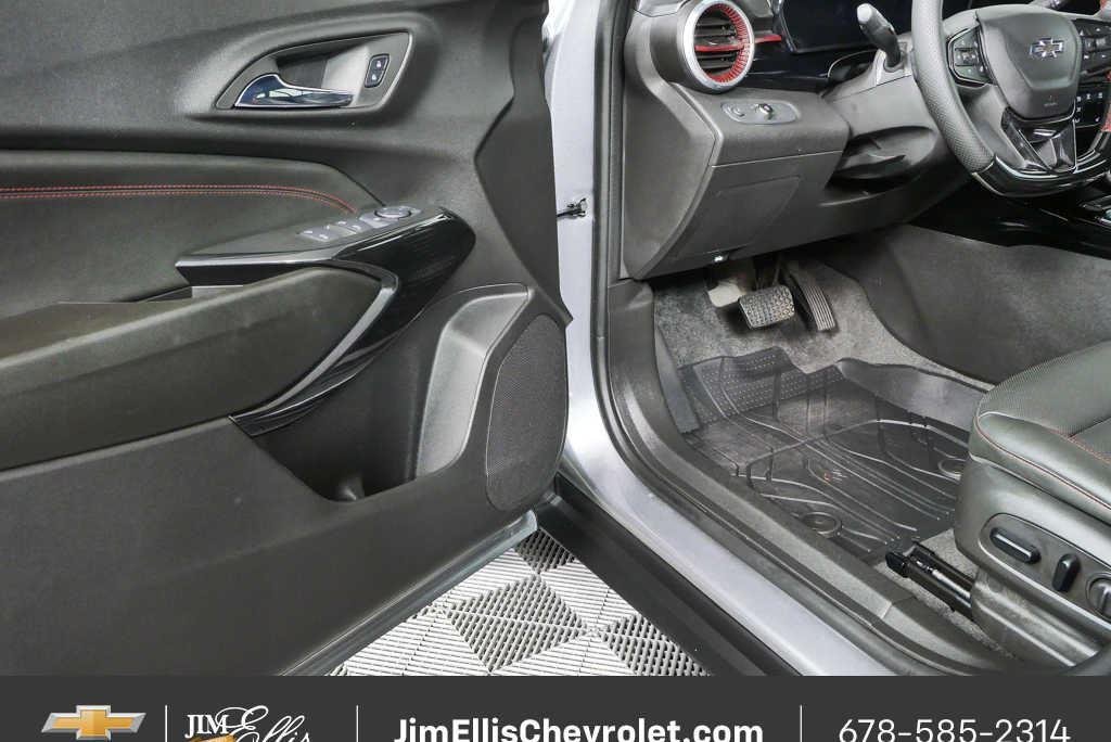 Certified Used 2026 Sterling Gray Metallic Chevrolet 2RS image 7