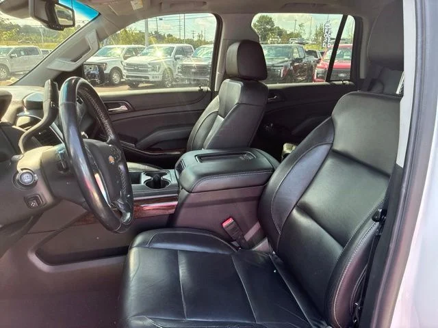 Used 2019 Summit White Chevrolet LT image 10