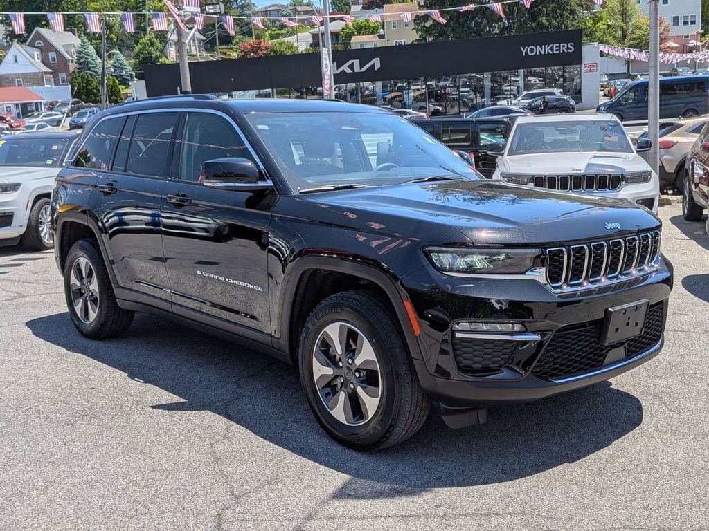 Used 2023 Black Jeep 4xe image 4