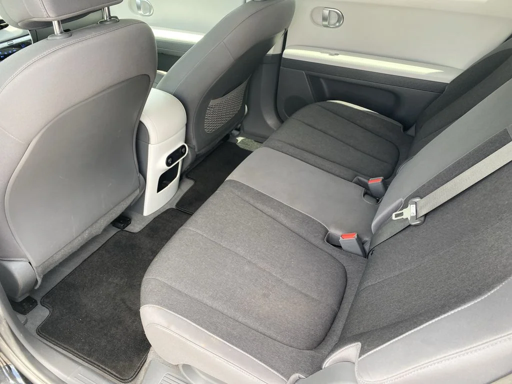 Used 2024 Abyss Black Hyundai SEL image 28