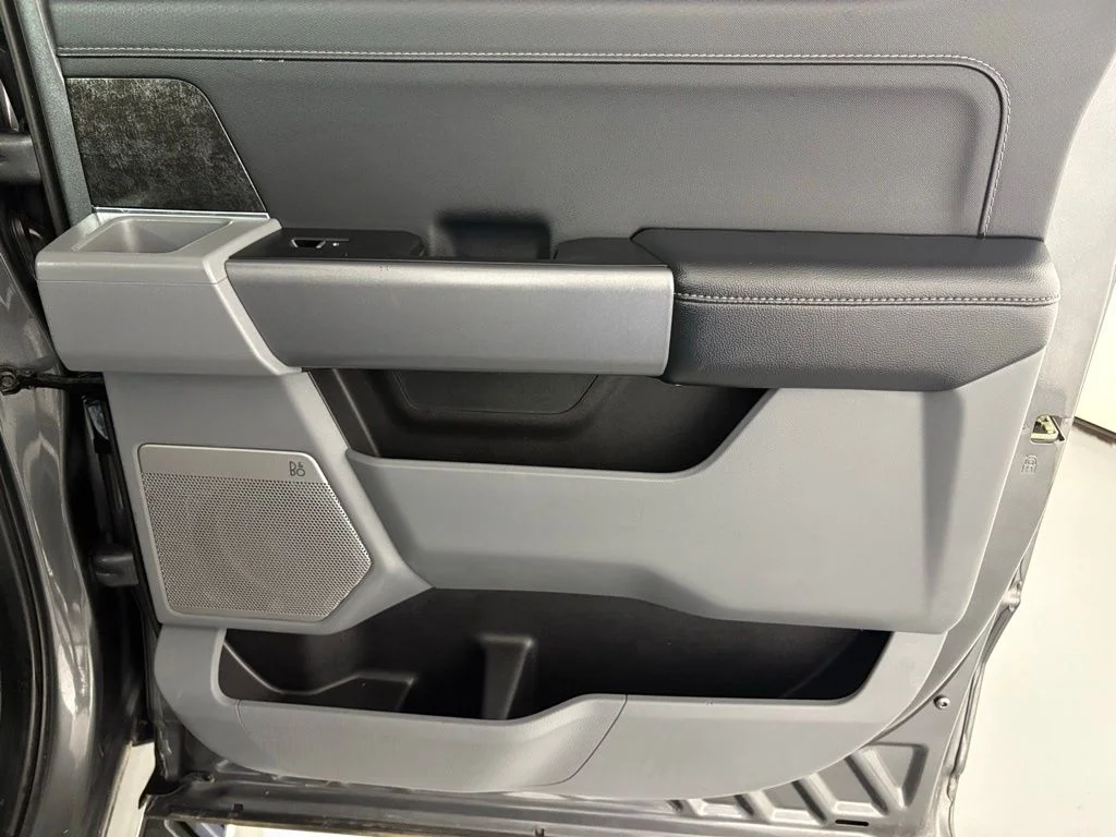 Used 2023 Gray Ford XLT image 40