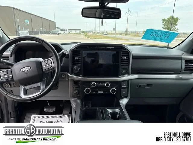 Used 2024 Grey Ford XLT image 12