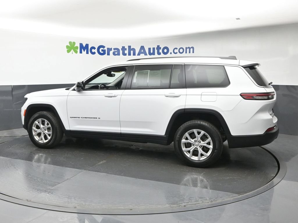 Used 2023 White/off-white Jeep Limited image 26