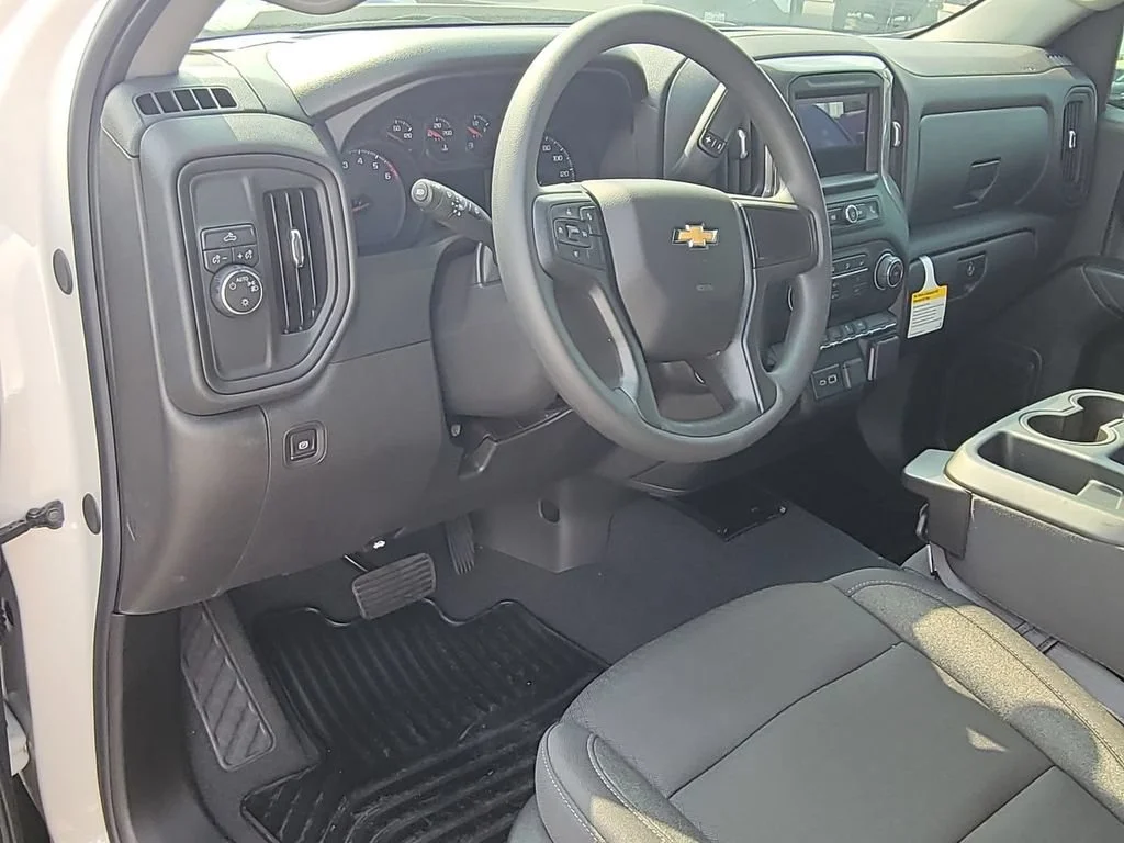 2026 Chevrolet Silverado 1500 Custom - Photo 10