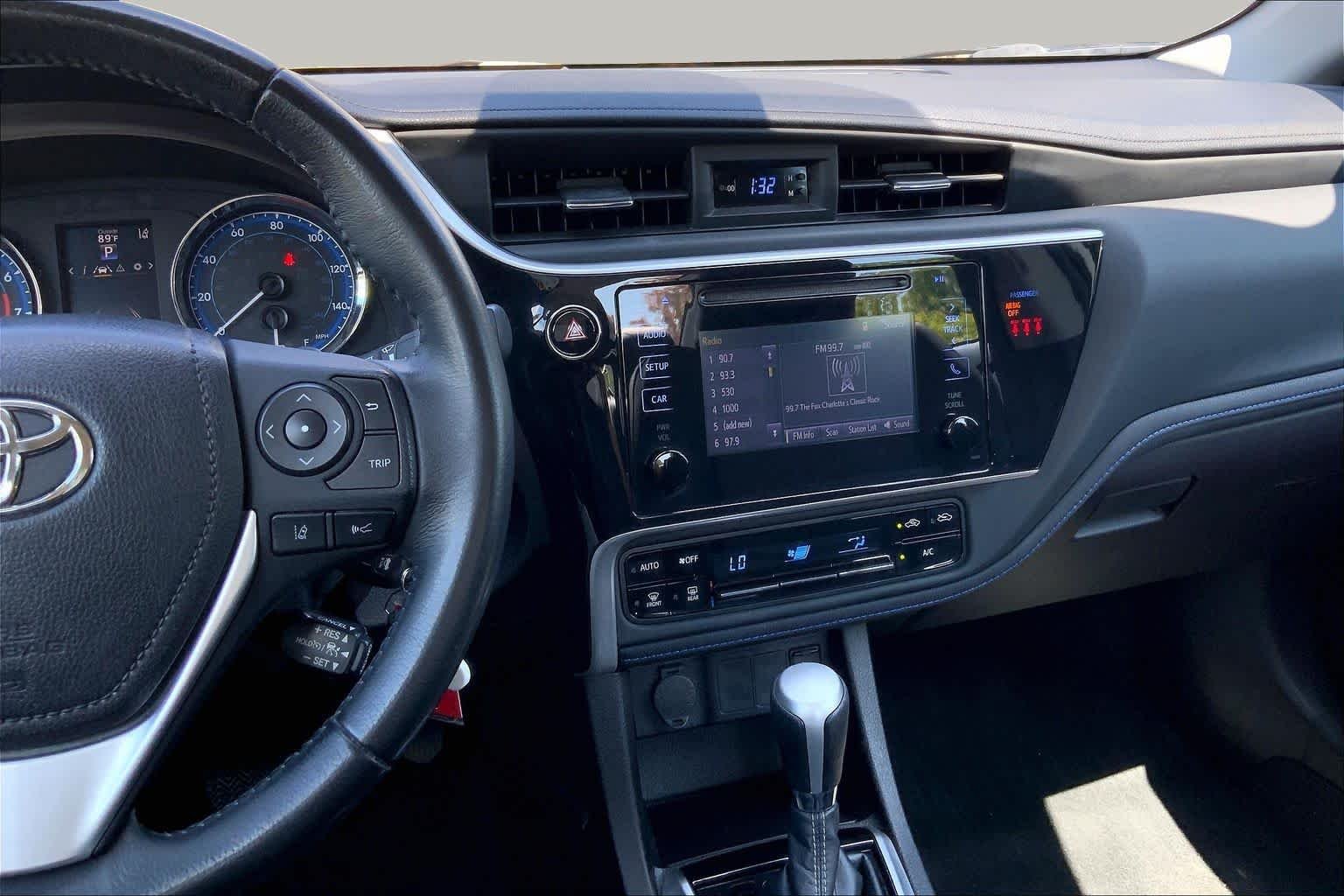 Pre-Owned 2018 Toyota Corolla SE