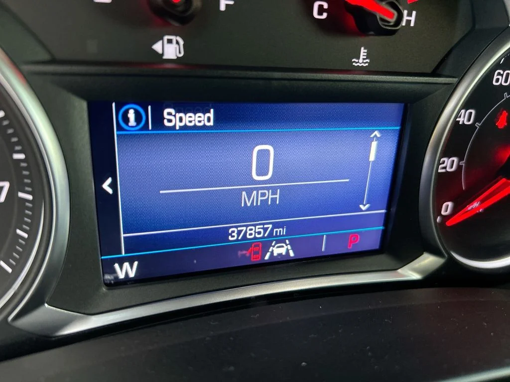 Used 2020 Gray GMC SLE image 16