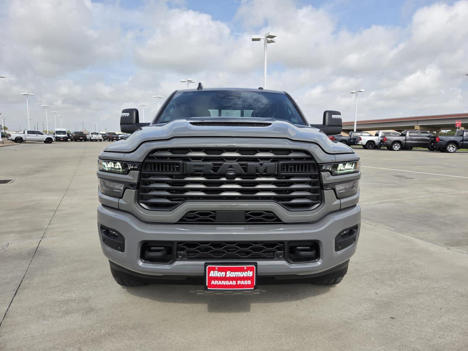 New 2027 Ceramic Gray Clear-Coat Exterior Paint RAM Black Express image 8