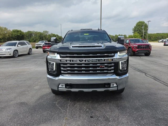 Used 2022 Black Chevrolet LTZ image 3