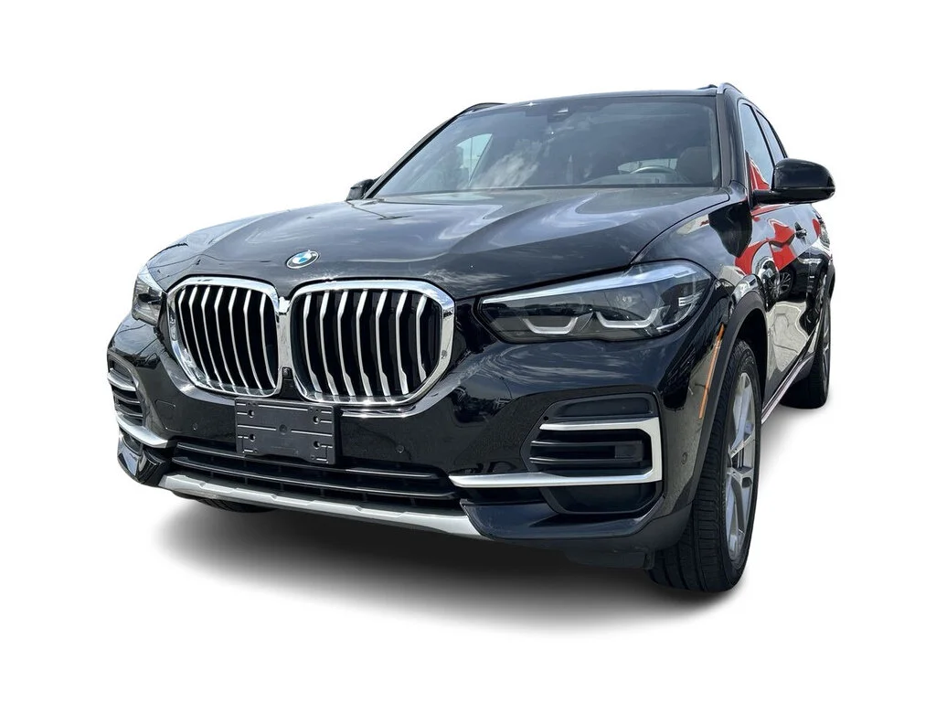 Used 2023  BMW xDrive40i xDrive40i   Low Mileage   Dilawri Certif image 5