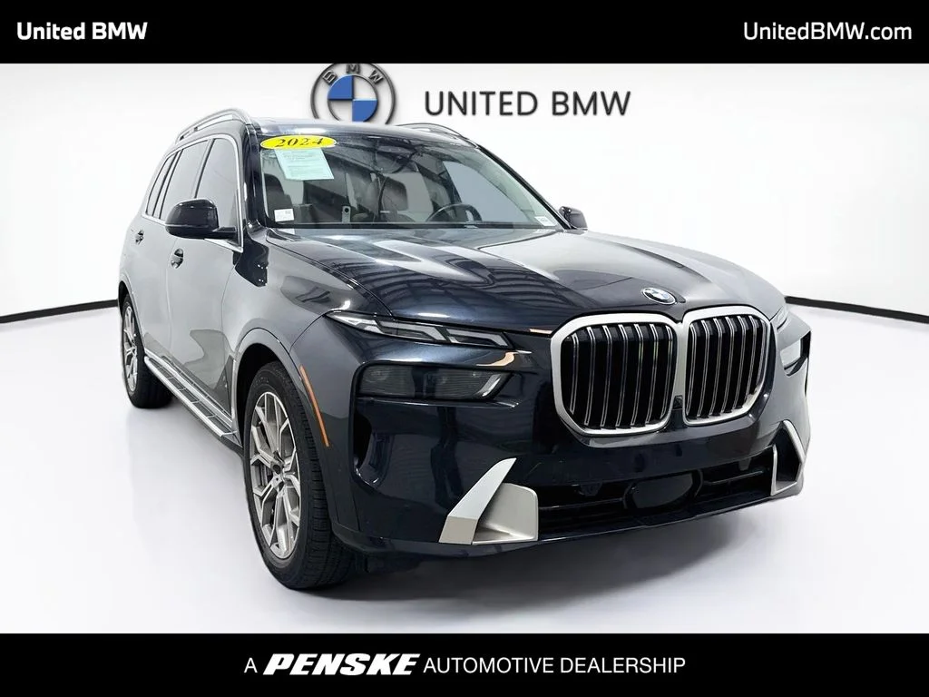 Used 2024 Black Sapphire Metallic BMW xDrive40i image 3