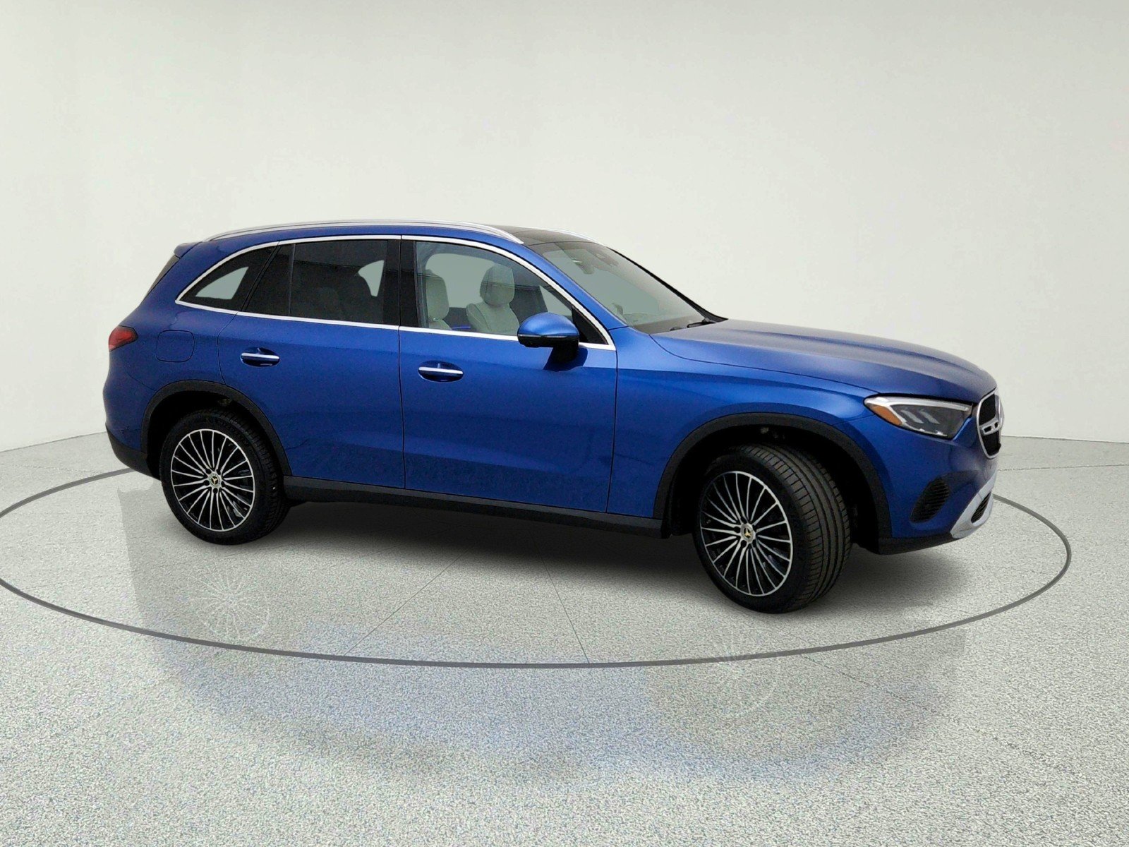Certified Used 2026 Starling Blue Metallic Mercedes-Benz GLC 300 image 10