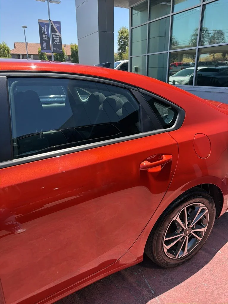 Used 2023 Red Kia LXS image 11