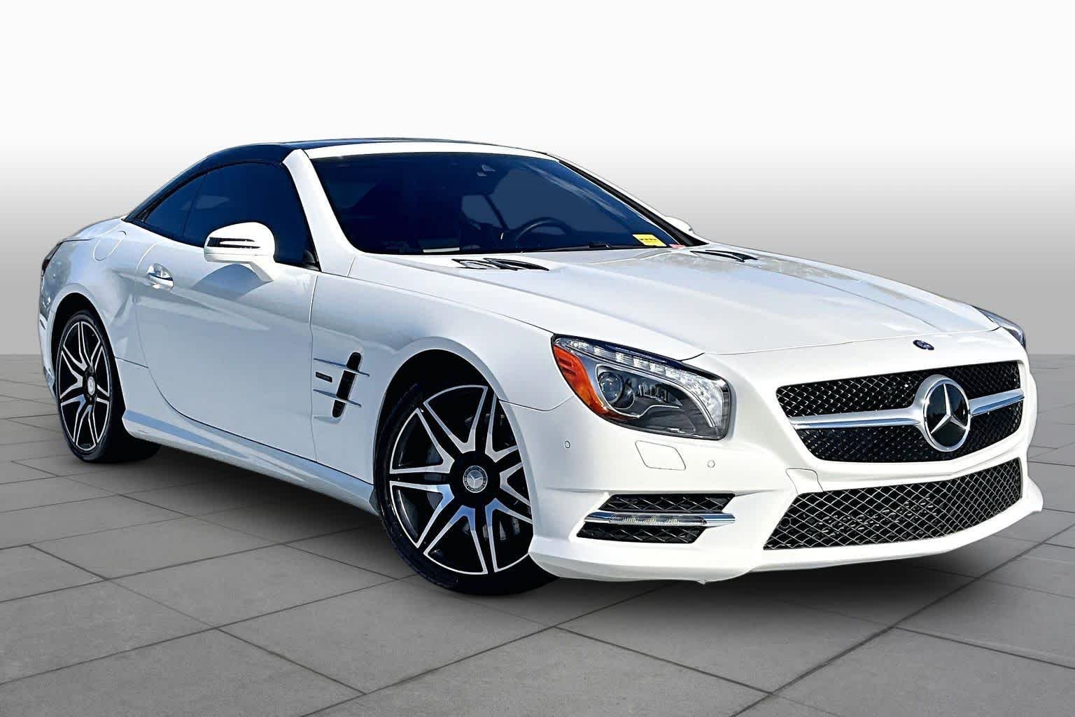 Used 2015 designo Diamond White Metallic Mercedes-Benz SL 550 image 3