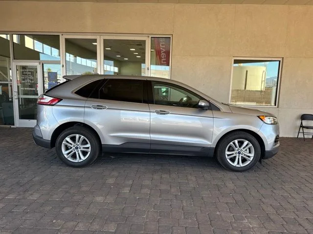 Used 2020 Iconic Silver Metallic Ford SEL image 5