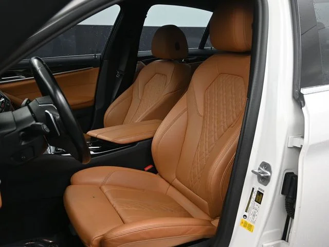 Used 2021 White BMW 540i image 14